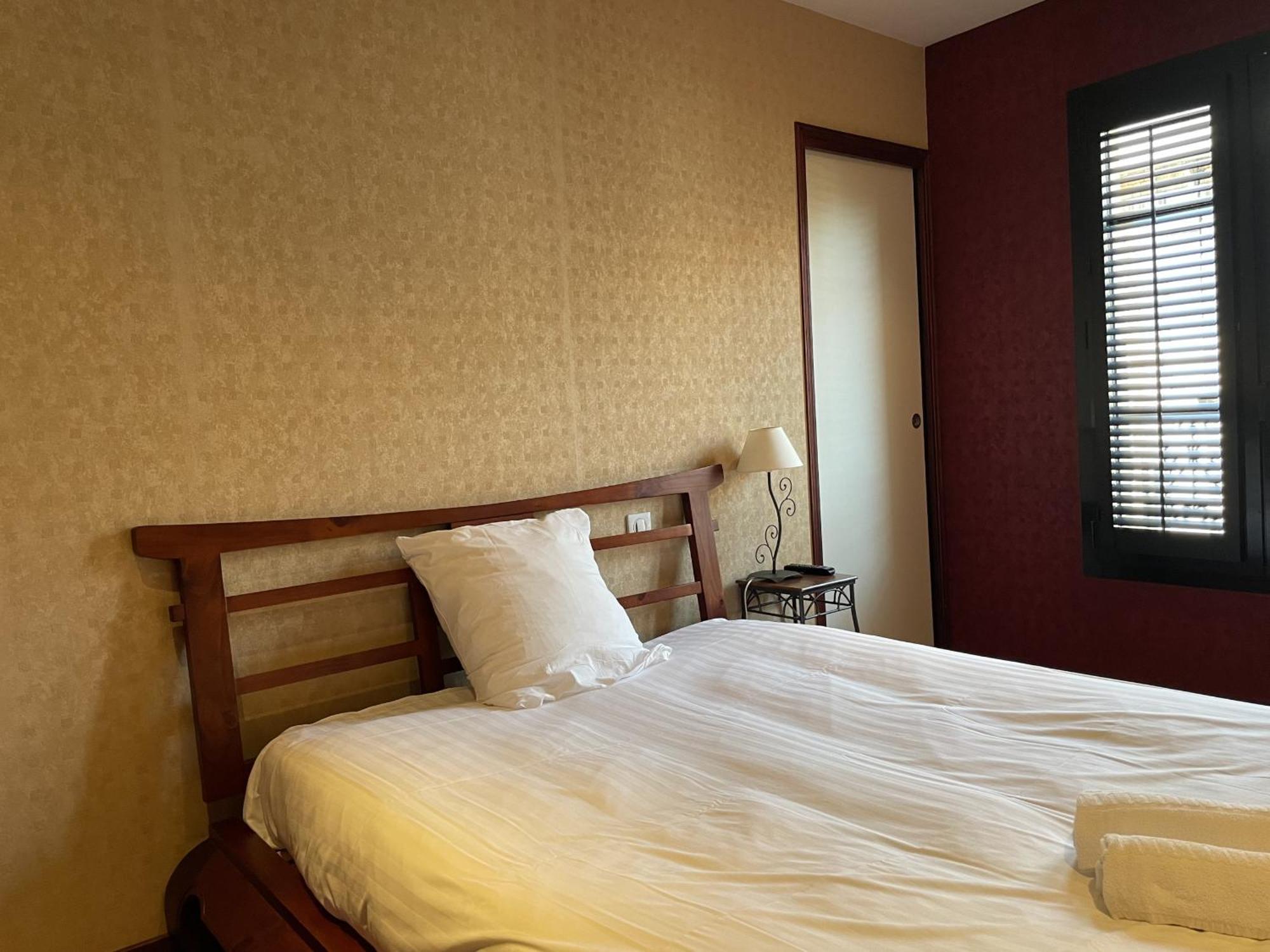 Le Celtic Hotel Le Thillay Стая снимка