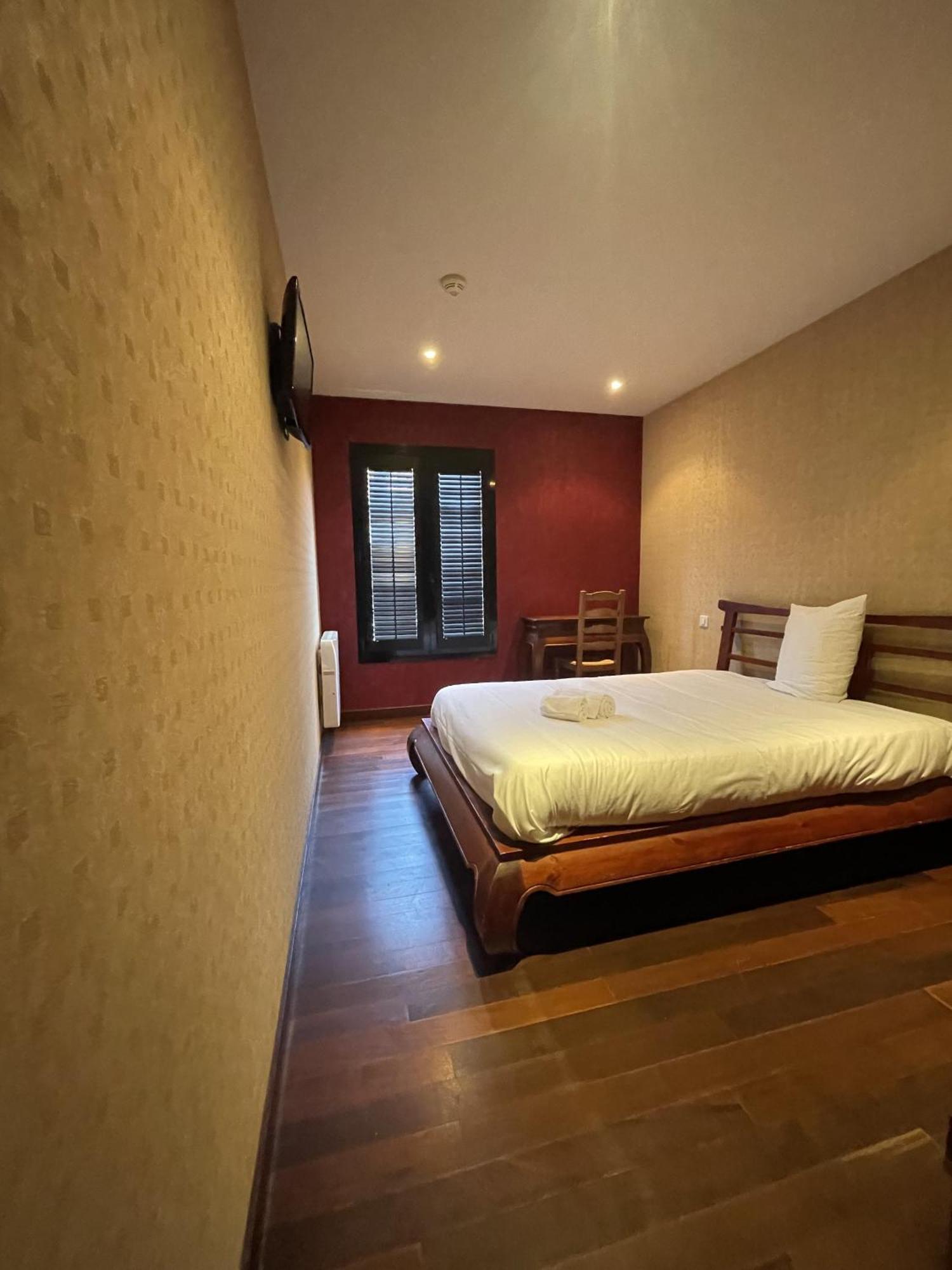 Le Celtic Hotel Le Thillay Стая снимка