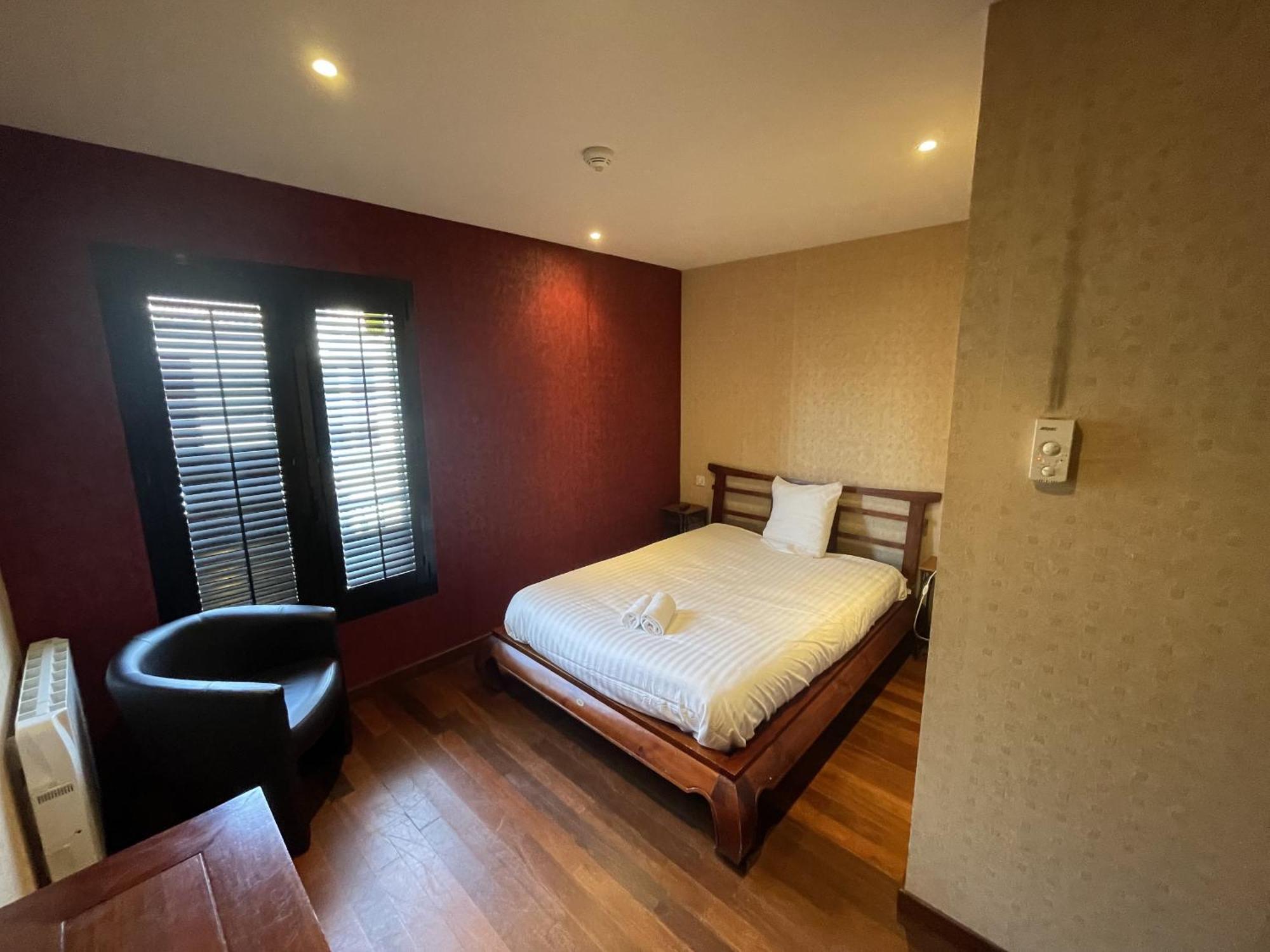 Le Celtic Hotel Le Thillay Стая снимка