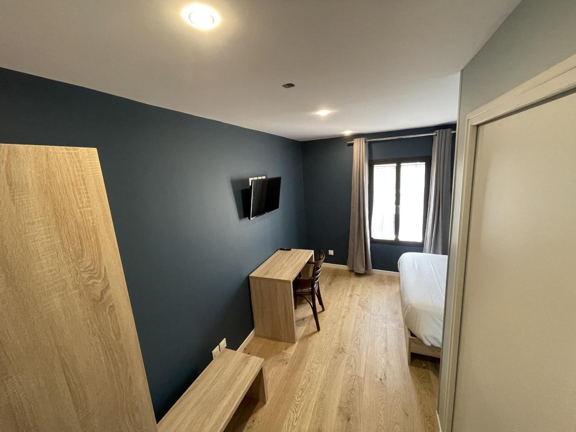 Le Celtic Hotel Le Thillay Стая снимка