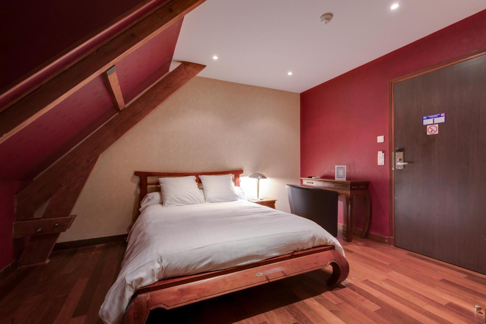 Le Celtic Hotel Le Thillay Стая снимка