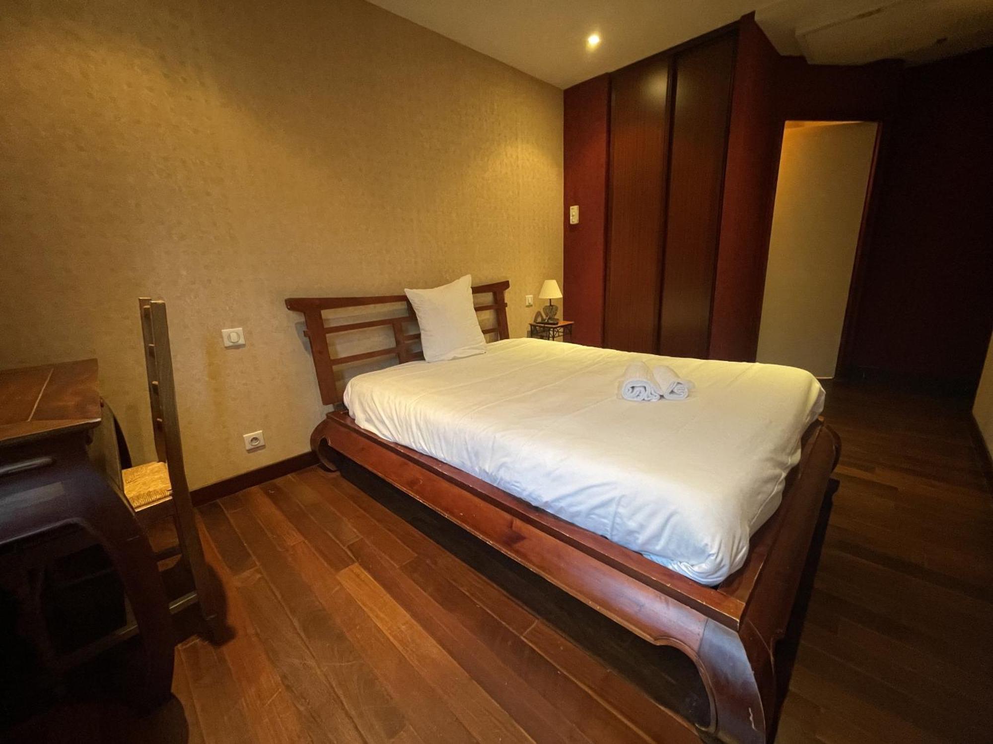 Le Celtic Hotel Le Thillay Стая снимка