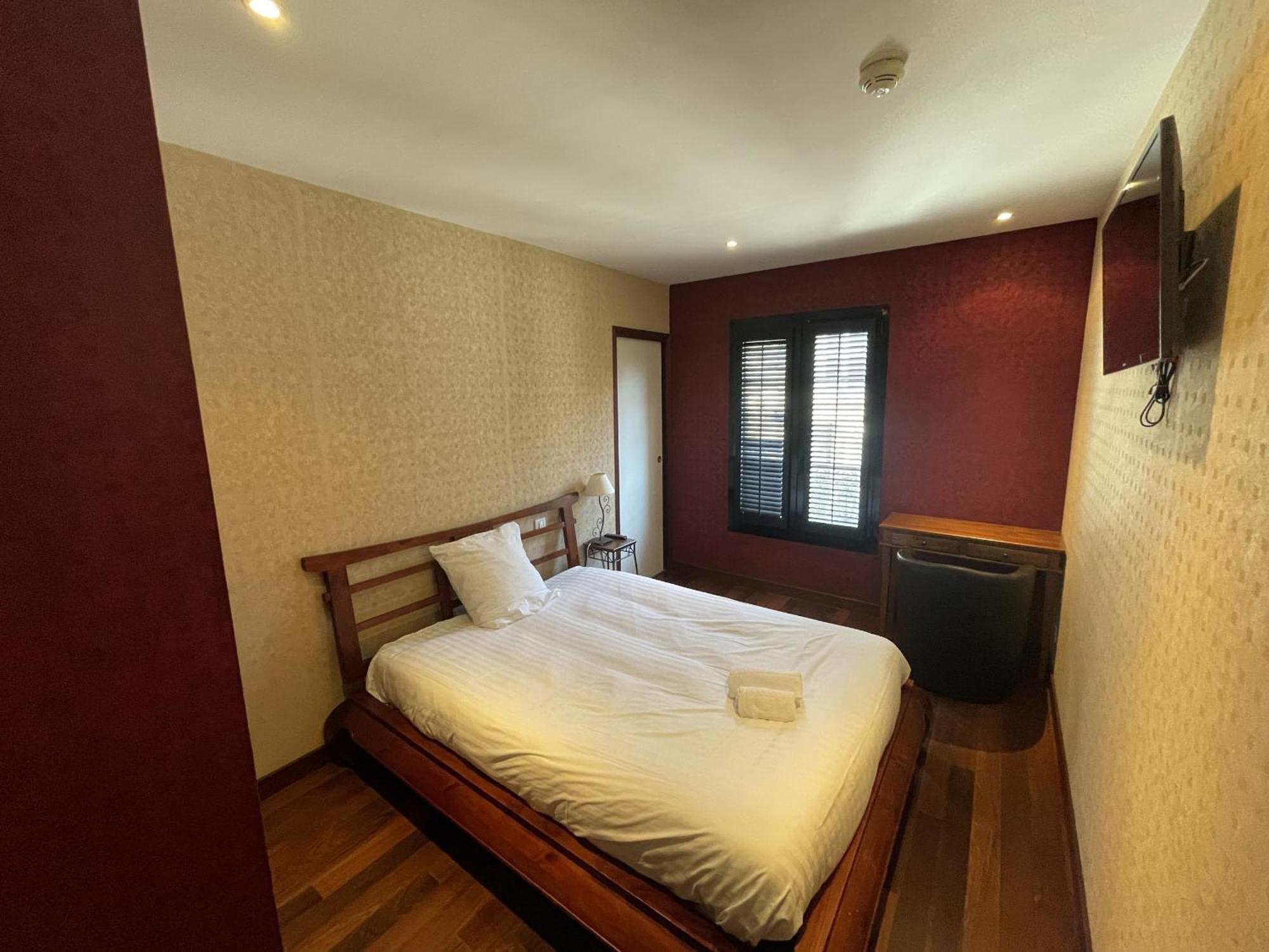 Le Celtic Hotel Le Thillay Стая снимка