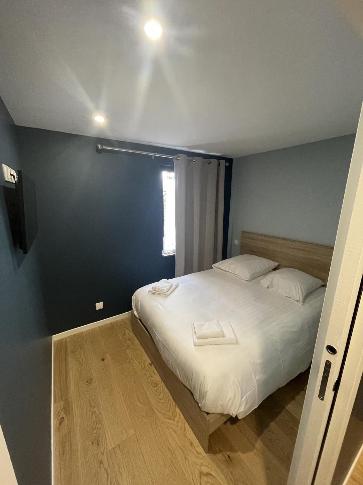 Le Celtic Hotel Le Thillay Стая снимка