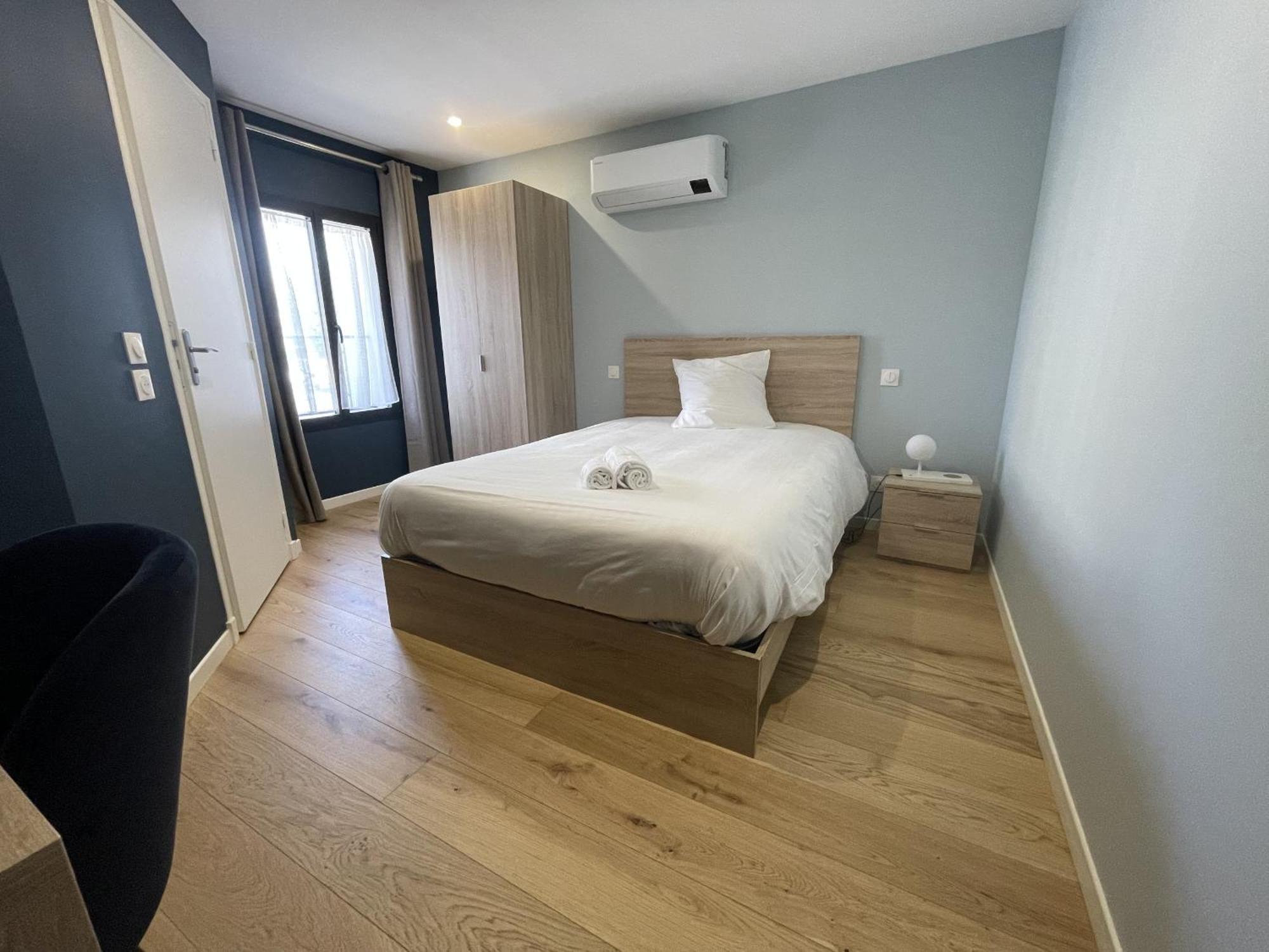 Le Celtic Hotel Le Thillay Стая снимка