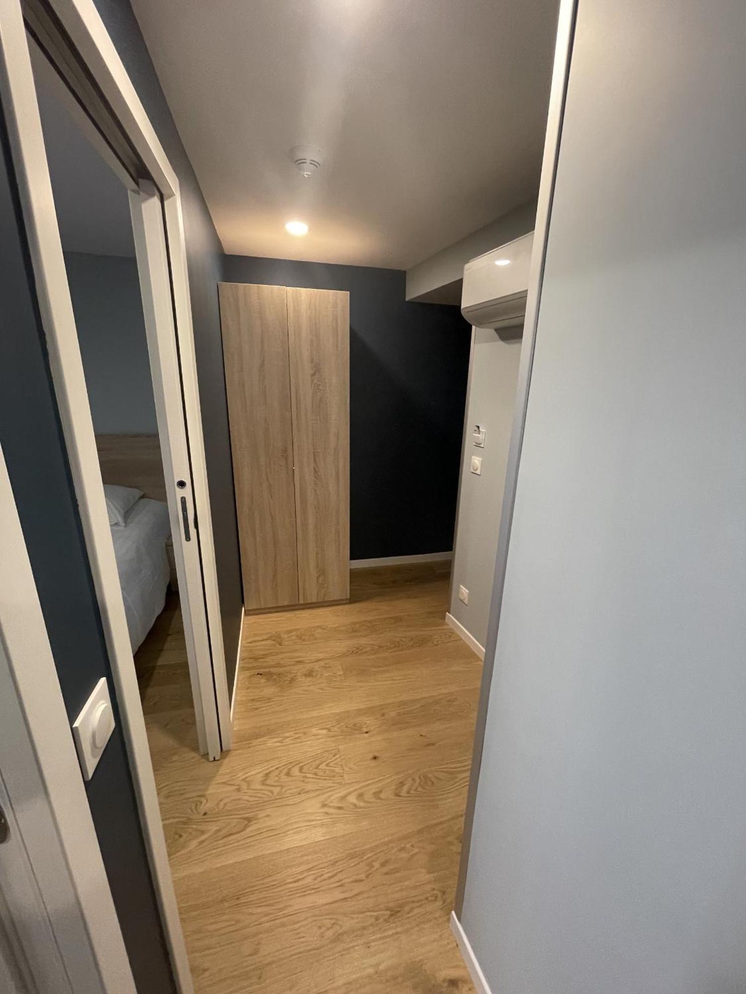 Le Celtic Hotel Le Thillay Стая снимка